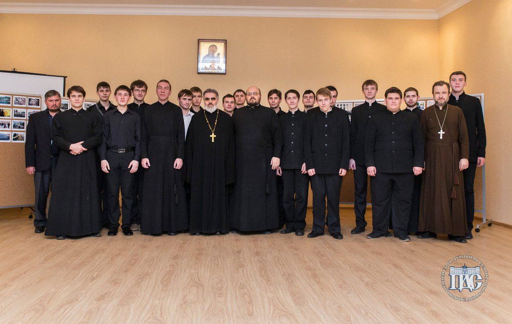 В Пензенской духовной семинарии прошла встреча  с протоиереем Владимиром Клюевым