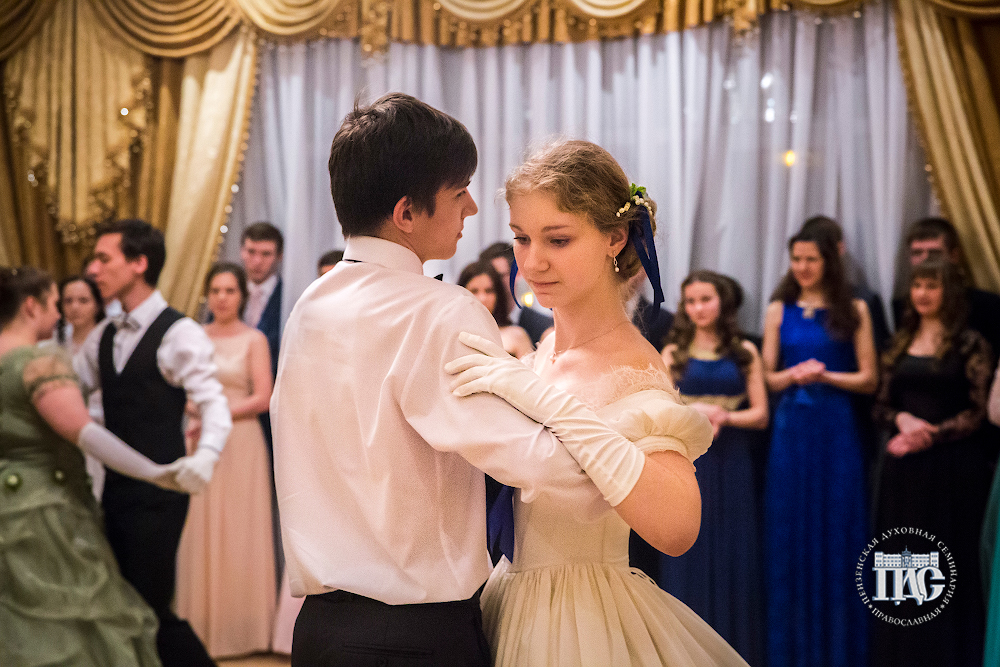 В Пензенской духовной семинарии состоялся Сретенский бал