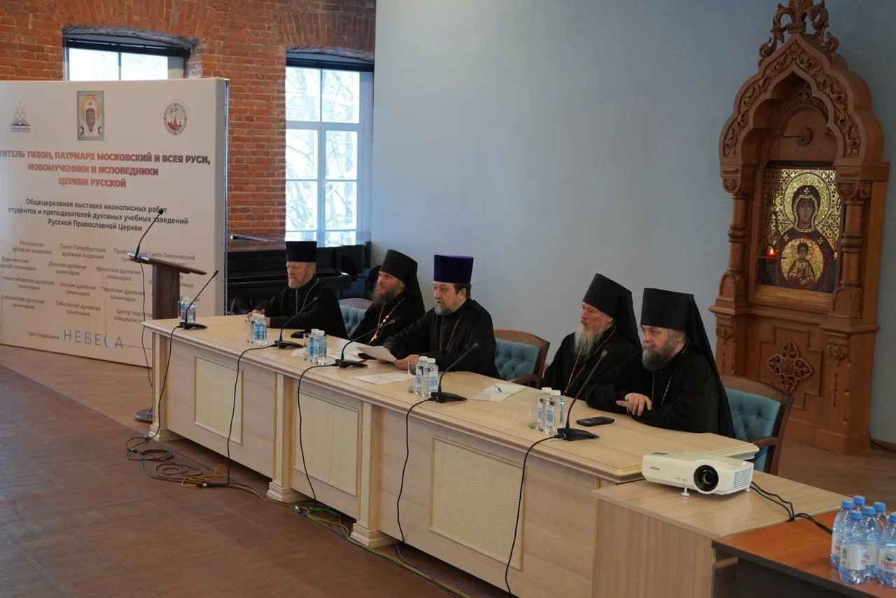 Ректор Пензенской духовной семинарии принял участие в встрече с председателем учебного комитета в рамках XXXIV Международных Рождественских чтений