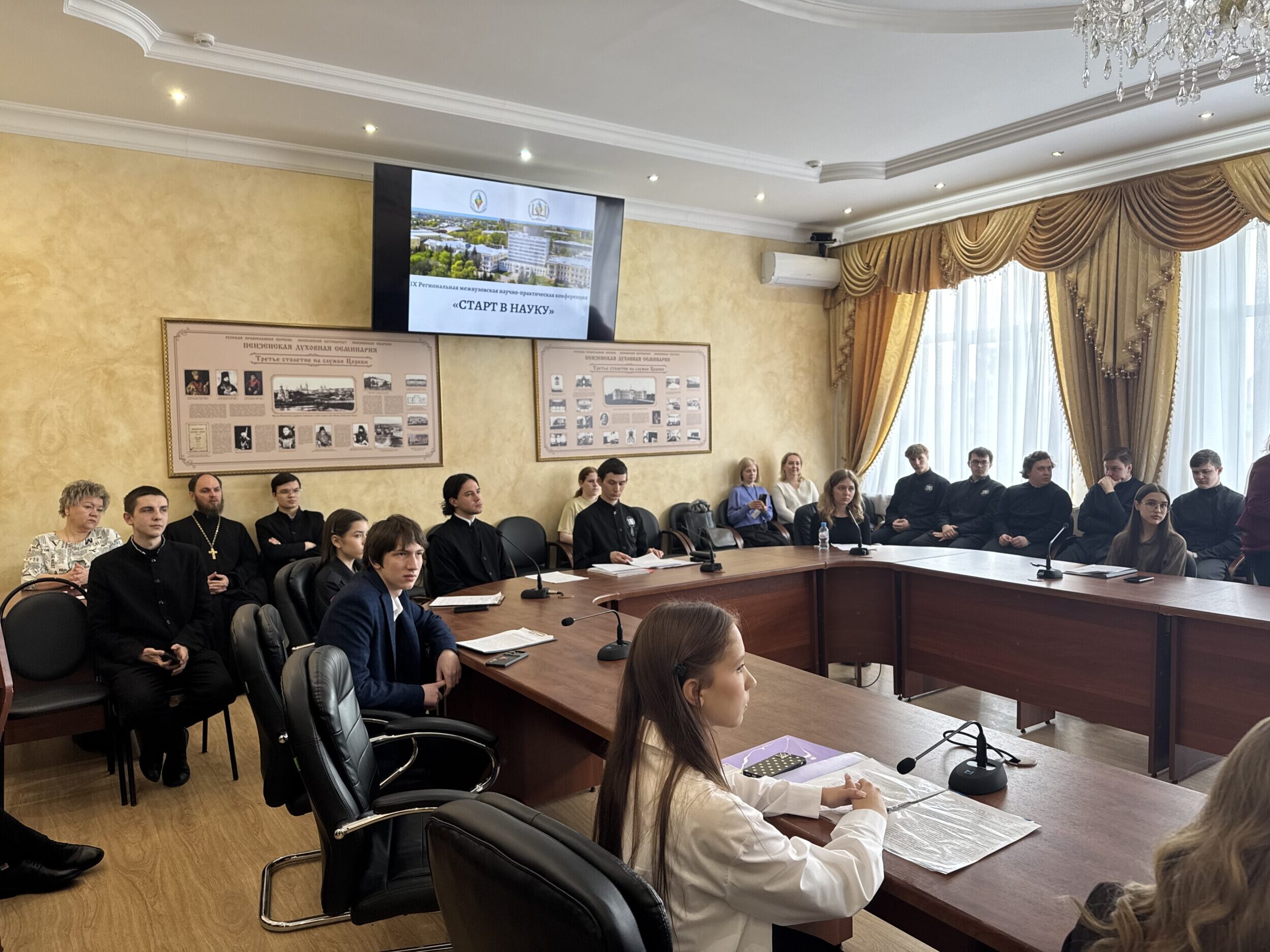 В Пензенской духовной семинарии прошла работа секций «Культурология» и «Филология и теология»