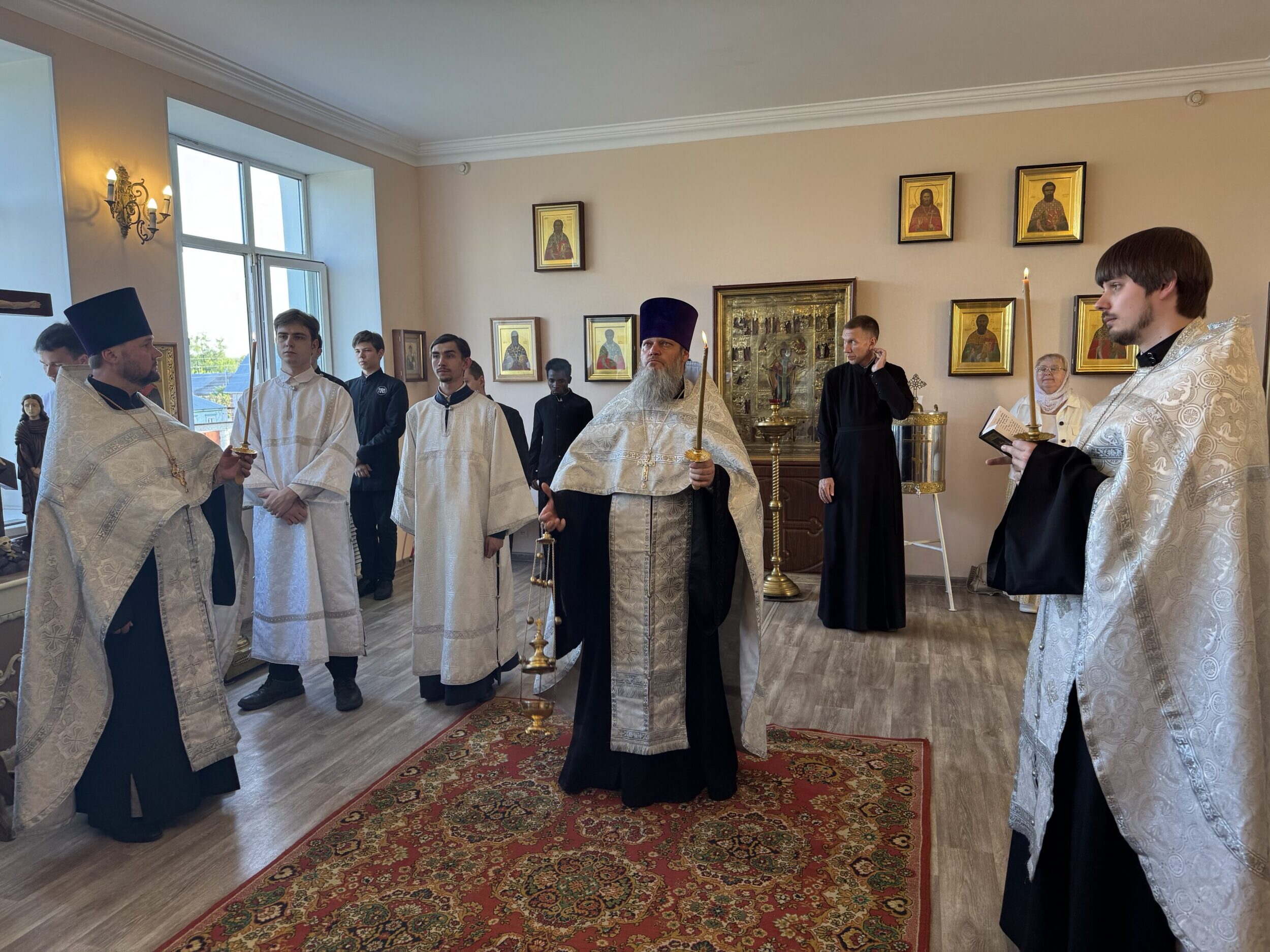 Всенощное бдение в канун Вознесения Господня и памяти апостола Иоанна Богослова 