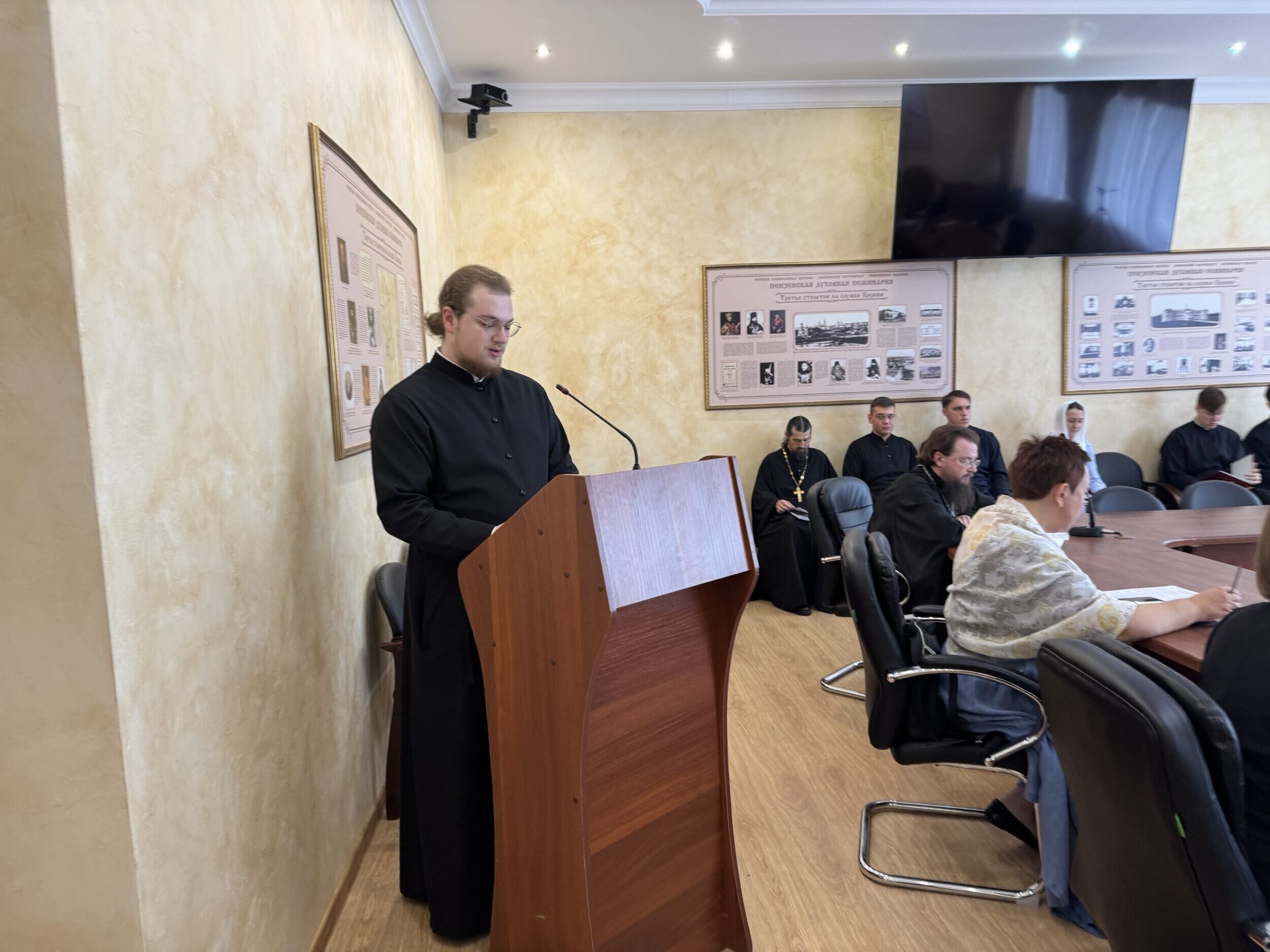 Состоялась предзащита выпускных работ студентов бакалавриата
